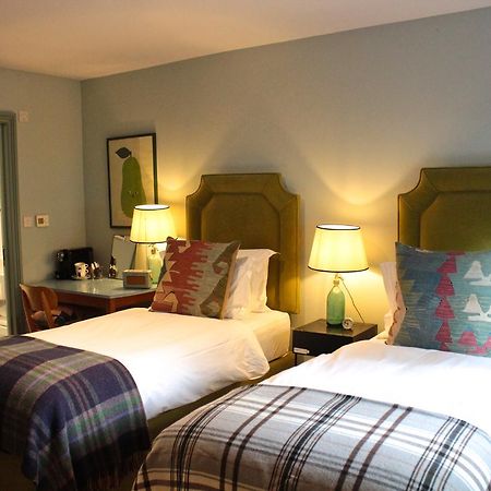 Bel And The Dragon-Cookham Hotel ภายนอก รูปภาพ