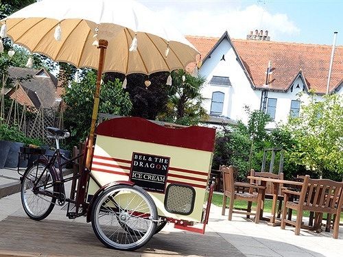 Bel And The Dragon-Cookham Hotel ภายนอก รูปภาพ